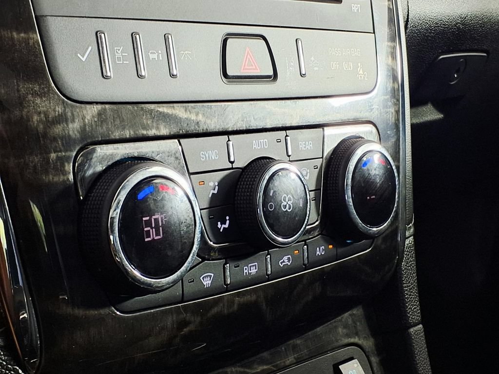 Used 2014 Buick Enclave Premium FWD image 23