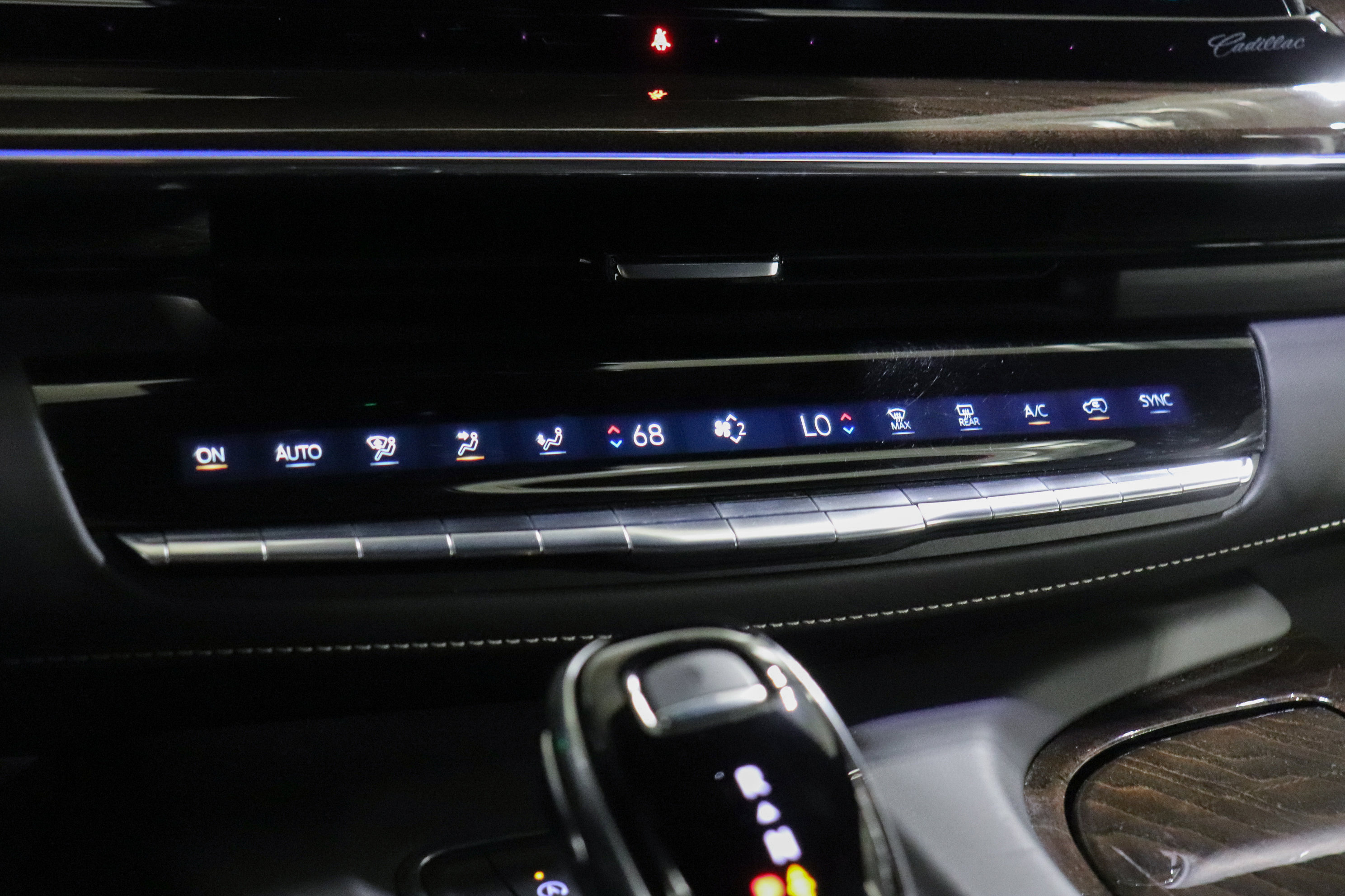 Certified 2023 Cadillac Escalade Sport Platinum w/ LPO, ONYX Package image 36