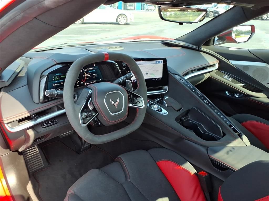 Used 2023 Chevrolet Corvette Stingray Premium Conv w/ Z51 Performance Package RWD image 26