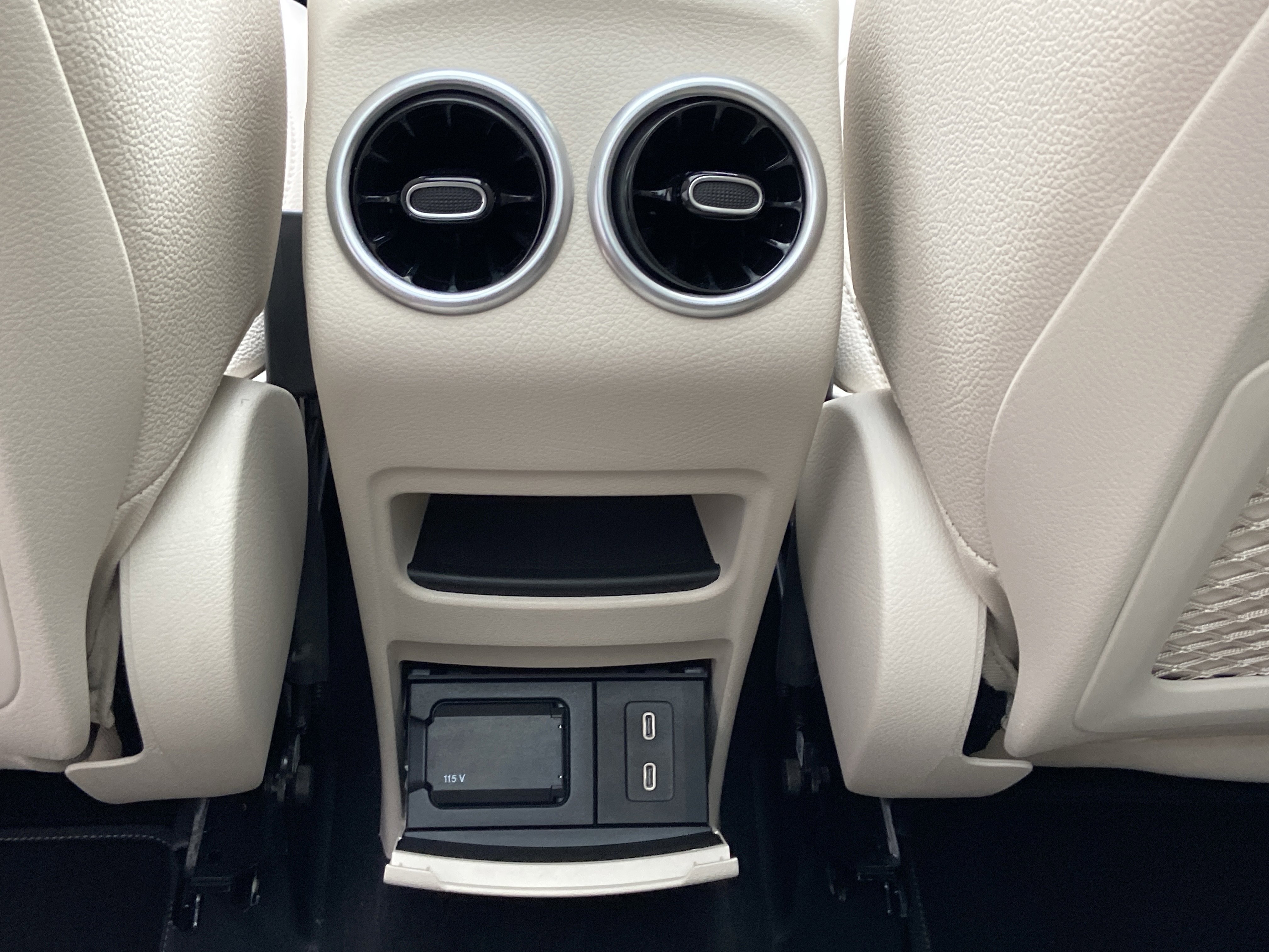 Certified 2025 Mercedes-Benz GLA 250 4MATIC image 41