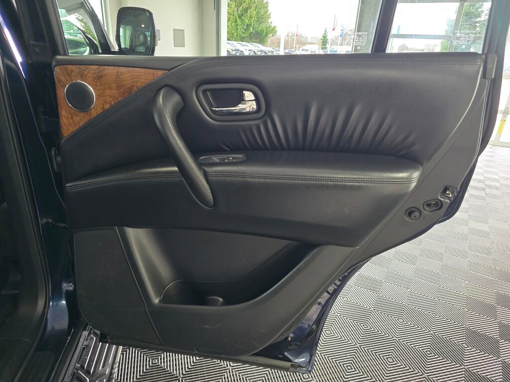 Used 2022 Nissan Armada SL w/ Captain's Chairs Package image 43