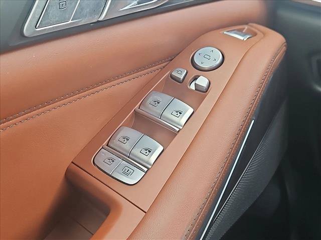 Used 2022 BMW X7 M50i AWD/4WD image 20
