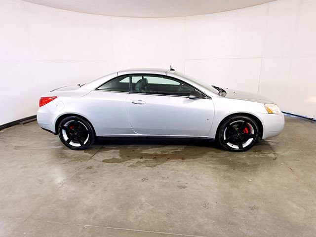 Used 2009 Pontiac G6 GT w/ Premium Package FWD image 5