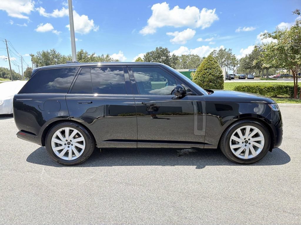 New 2026 Land Rover Range Rover SE AWD/4WD image 6