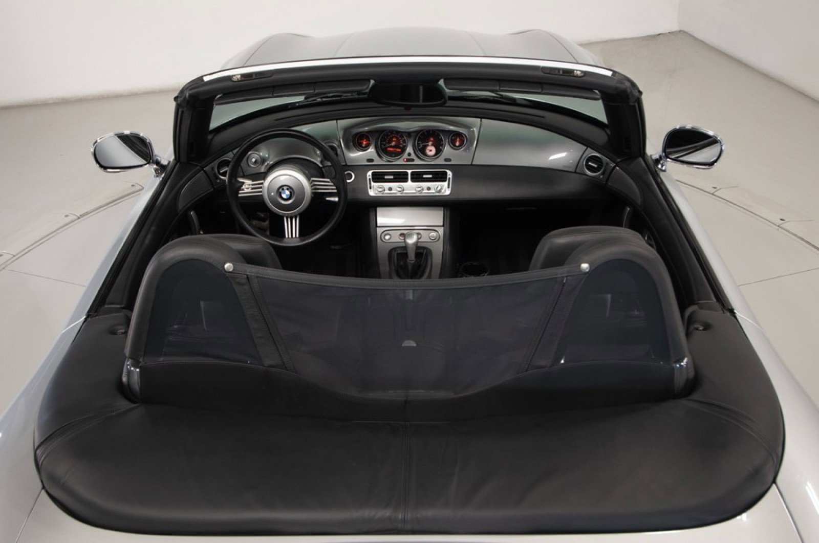 Used 2001 BMW Z8 image 11