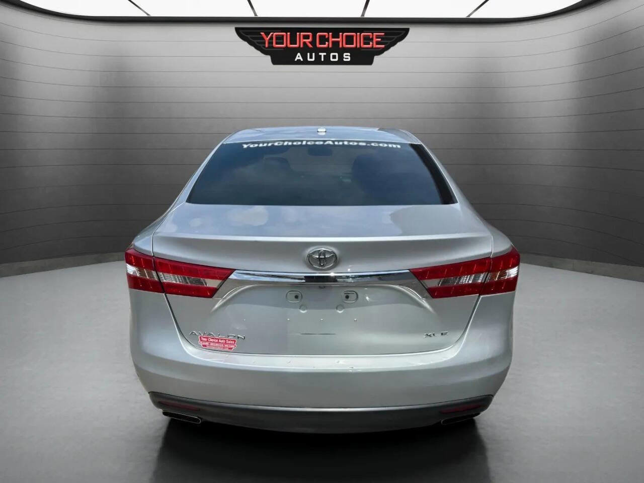 Used 2013 Toyota Avalon XLE Touring image 4