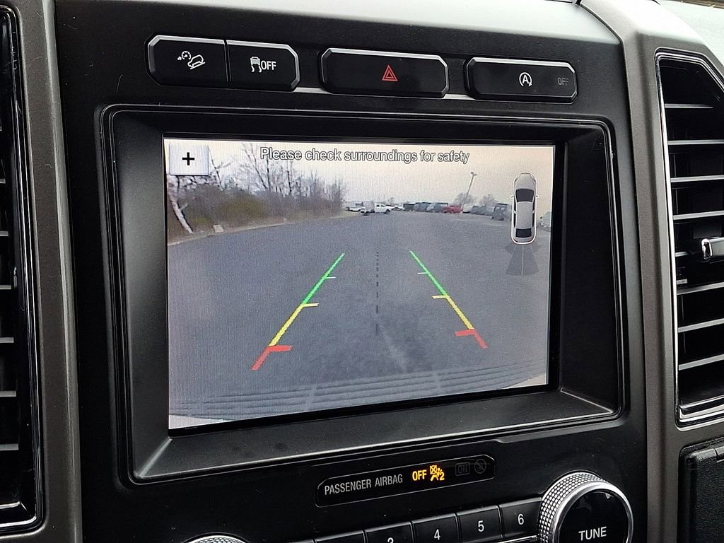 Used 2019 Ford Expedition XLT w/ Equipment Group 202A image 4