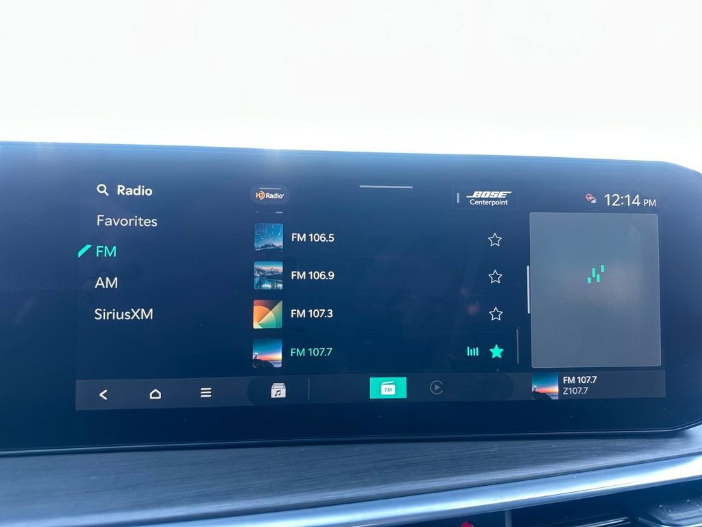 Used 2025 Kia Sorento SX Prestige image 24