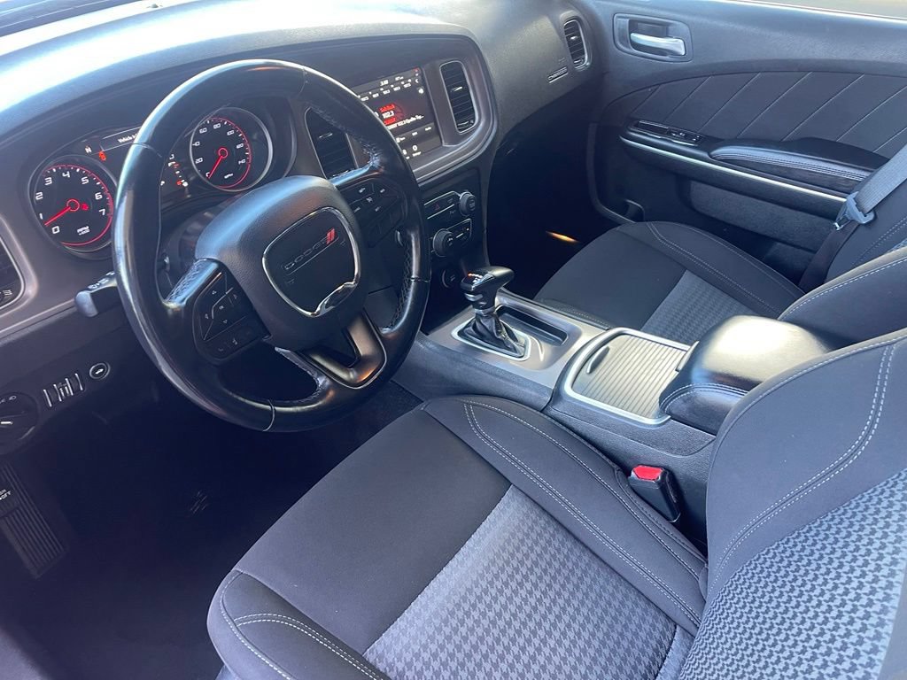 Used 2023 Dodge Charger SXT RWD image 10