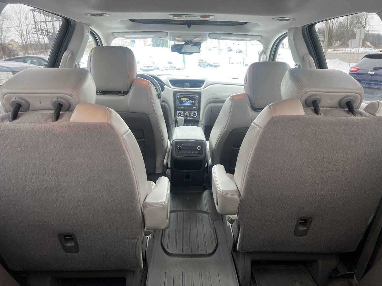 Used 2015 Chevrolet Traverse LTZ image 16