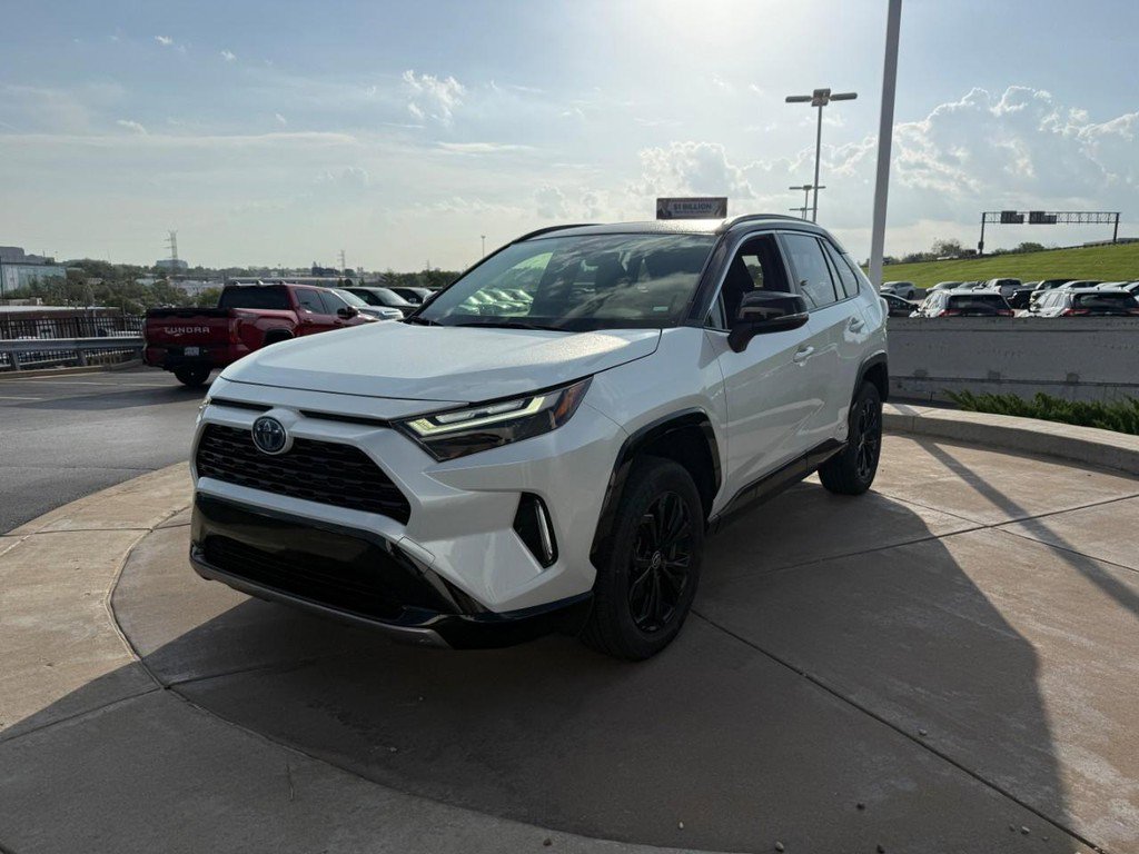 Certified 2023 Toyota RAV4 XSE AWD/4WD image 11