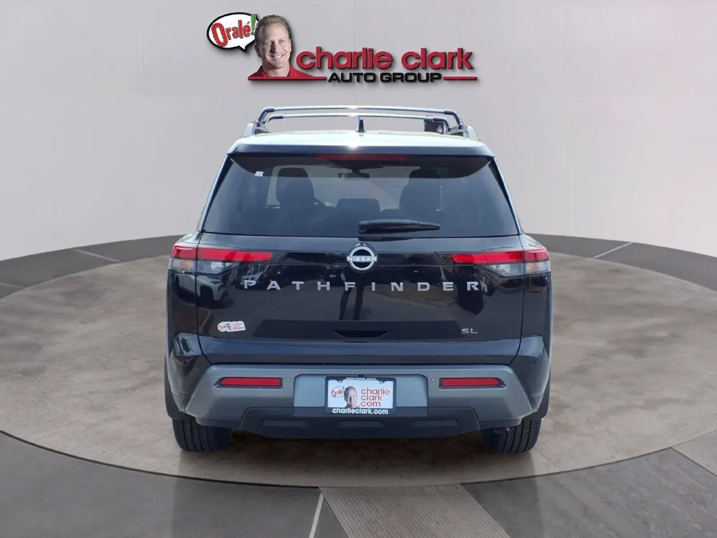 New 2026 Nissan Pathfinder SL FWD image 4