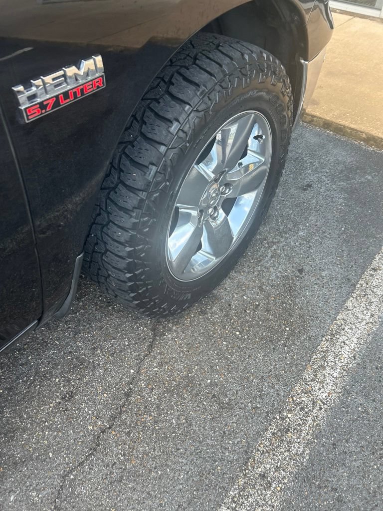 Used 2017 RAM 1500 Big Horn RWD image 8