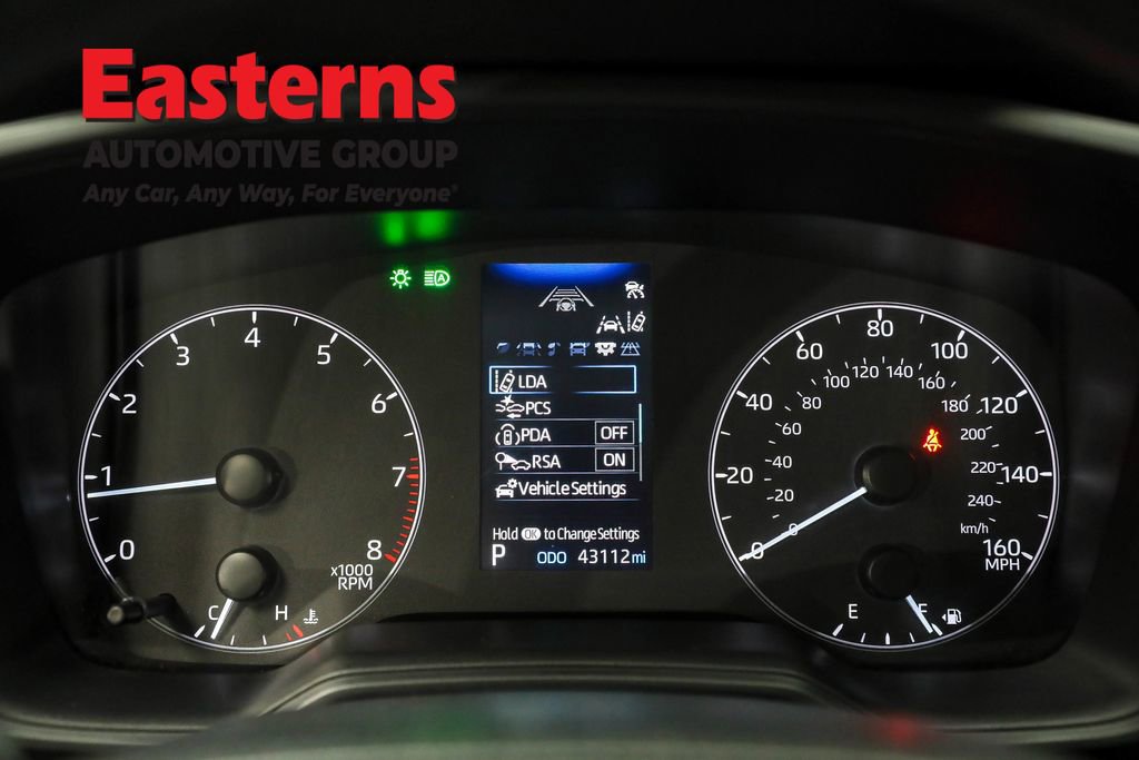 Used 2024 Toyota Corolla LE image 30