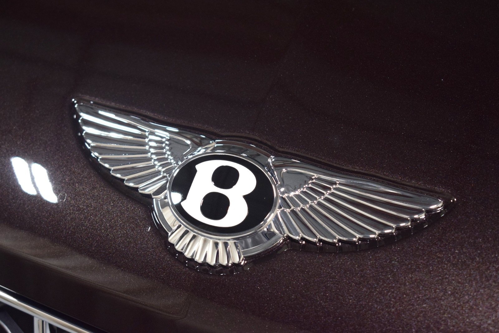 New 2025 Bentley Bentayga image 9