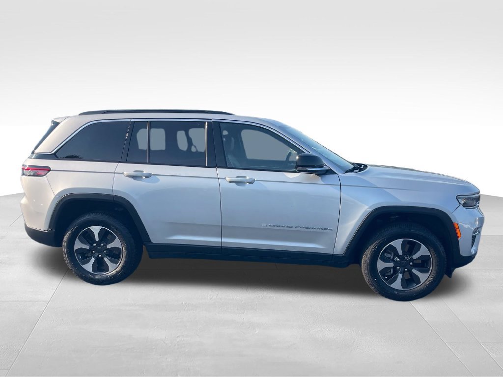 Used 2024 Jeep Grand Cherokee Limited 4xe AWD/4WD image 6