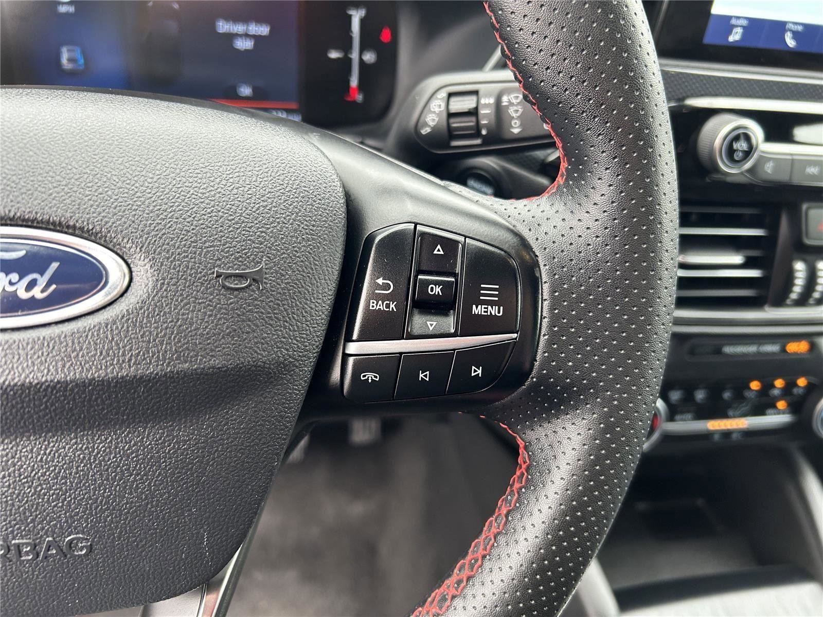 Certified 2025 Ford Escape ST-Line image 21