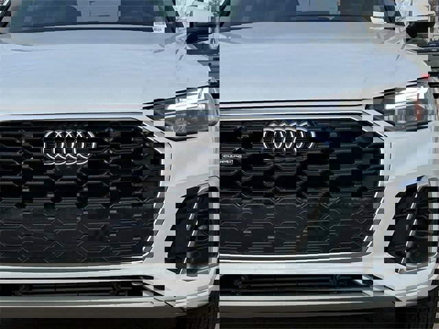 Used 2023 Audi Q5 2.0T Premium Plus w/ Premium Plus Package image 10