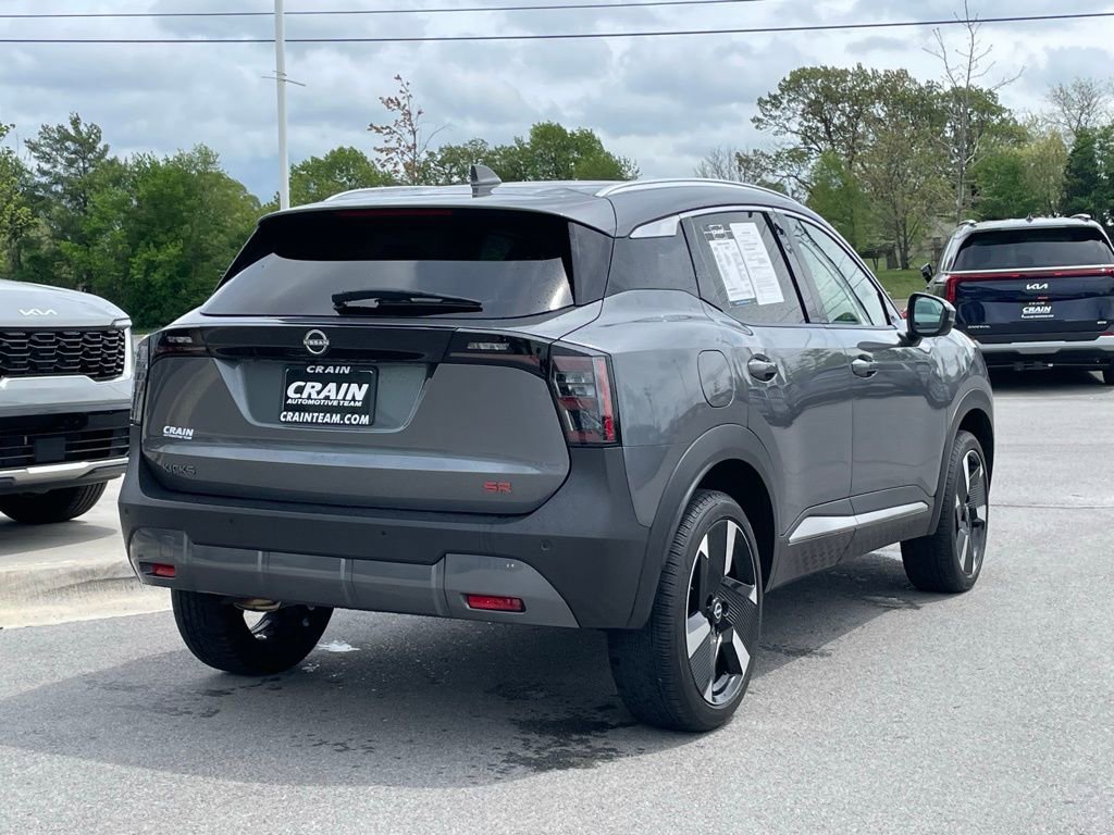 Used 2025 Nissan Kicks SR FWD image 7