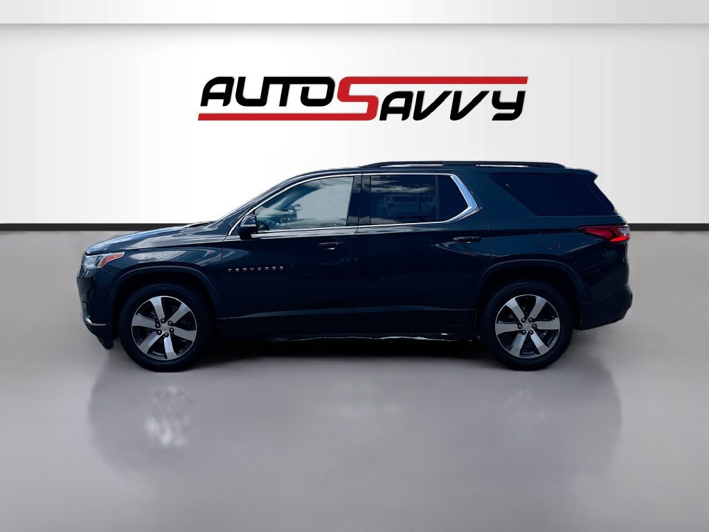 Used 2021 Chevrolet Traverse LT w/ LT Premium Package FWD image 4