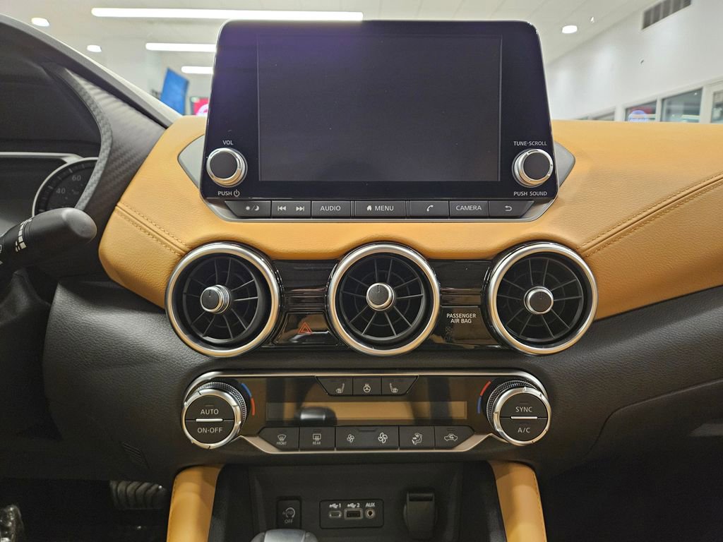 New 2025 Nissan Sentra SV w/ SV Premium Package image 17