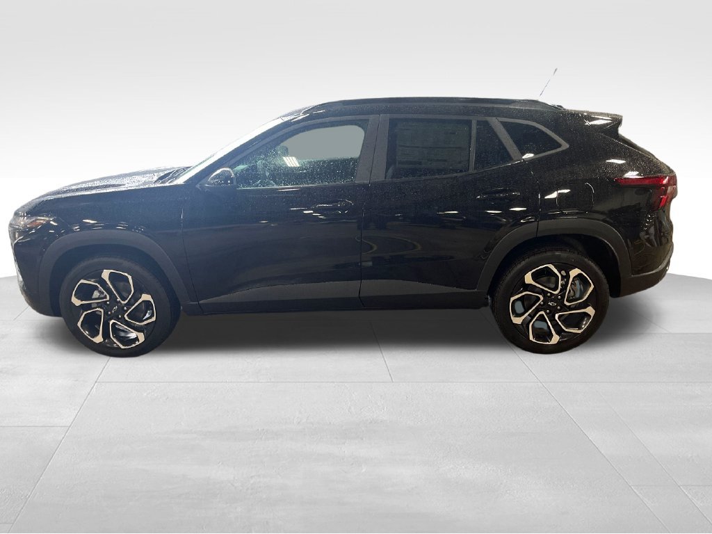 New 2026 Chevrolet Trax RS w/ Driver Confidence Package FWD image 2