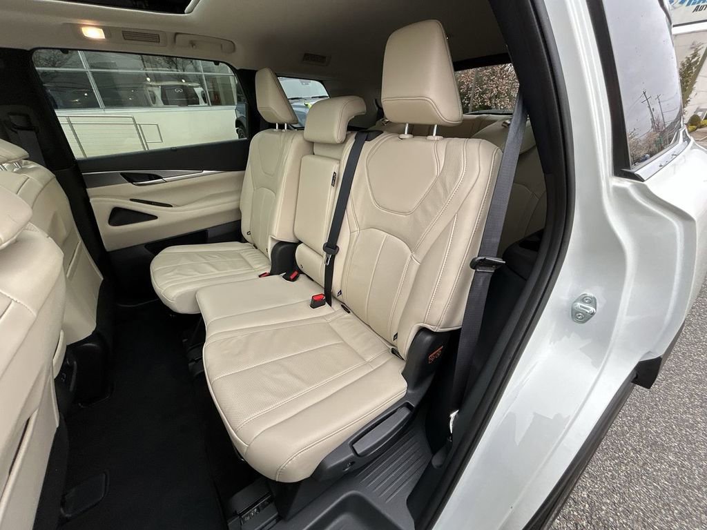 Certified 2023 INFINITI QX60 Luxe w/ Cargo Package AWD/4WD image 23