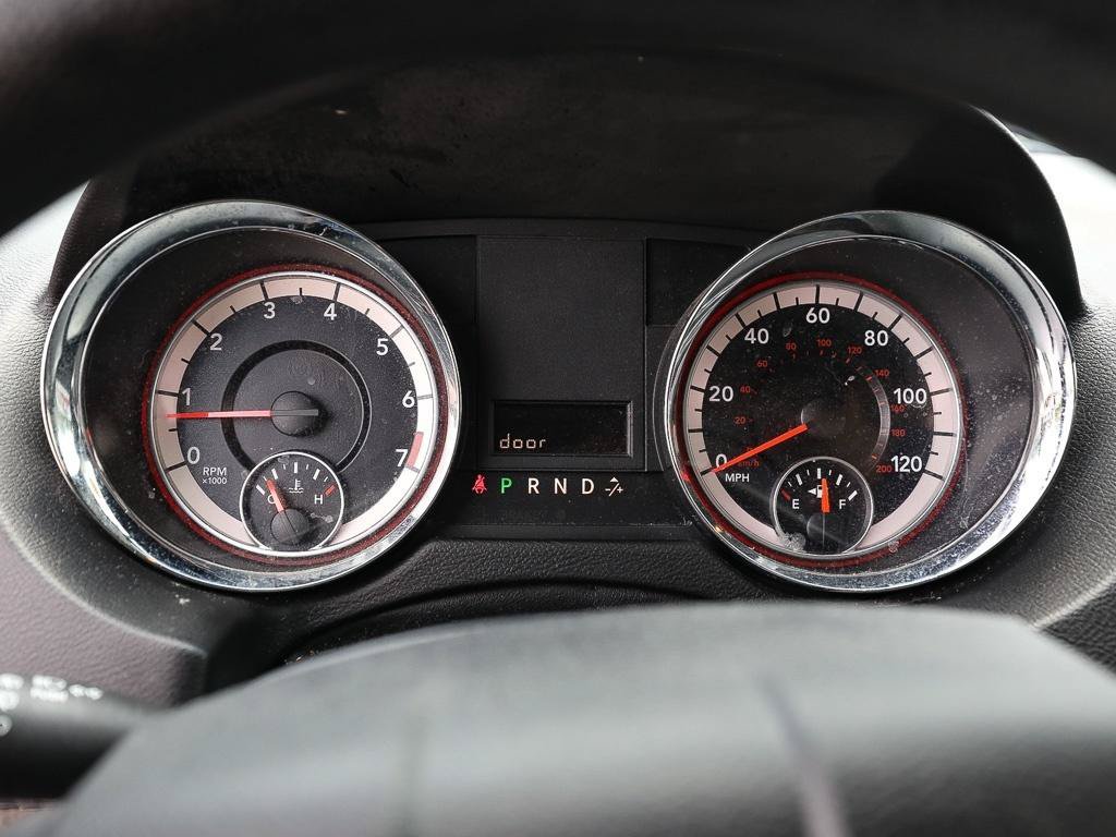 Used 2016 Dodge Grand Caravan SXT FWD image 15
