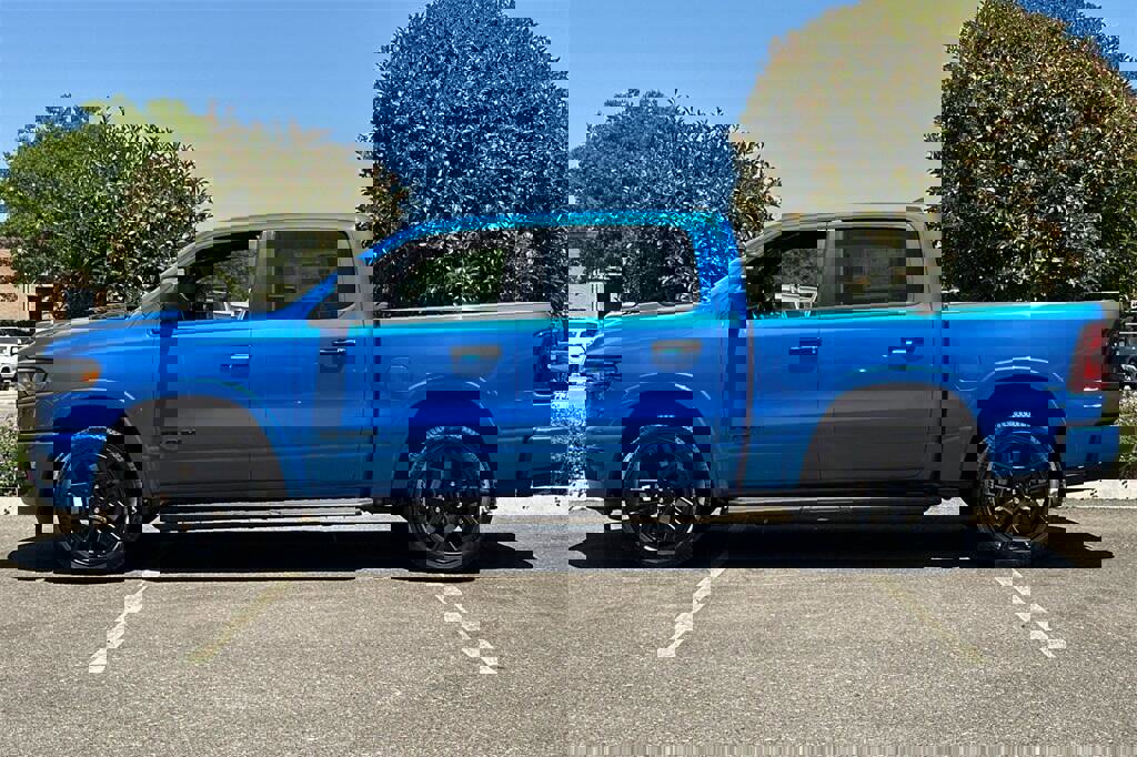 New 2025 RAM 1500 Laramie w/ Night Edition image 7