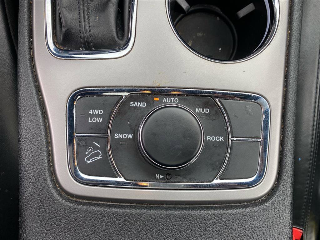 Used 2022 Jeep Grand Cherokee Limited AWD/4WD image 13