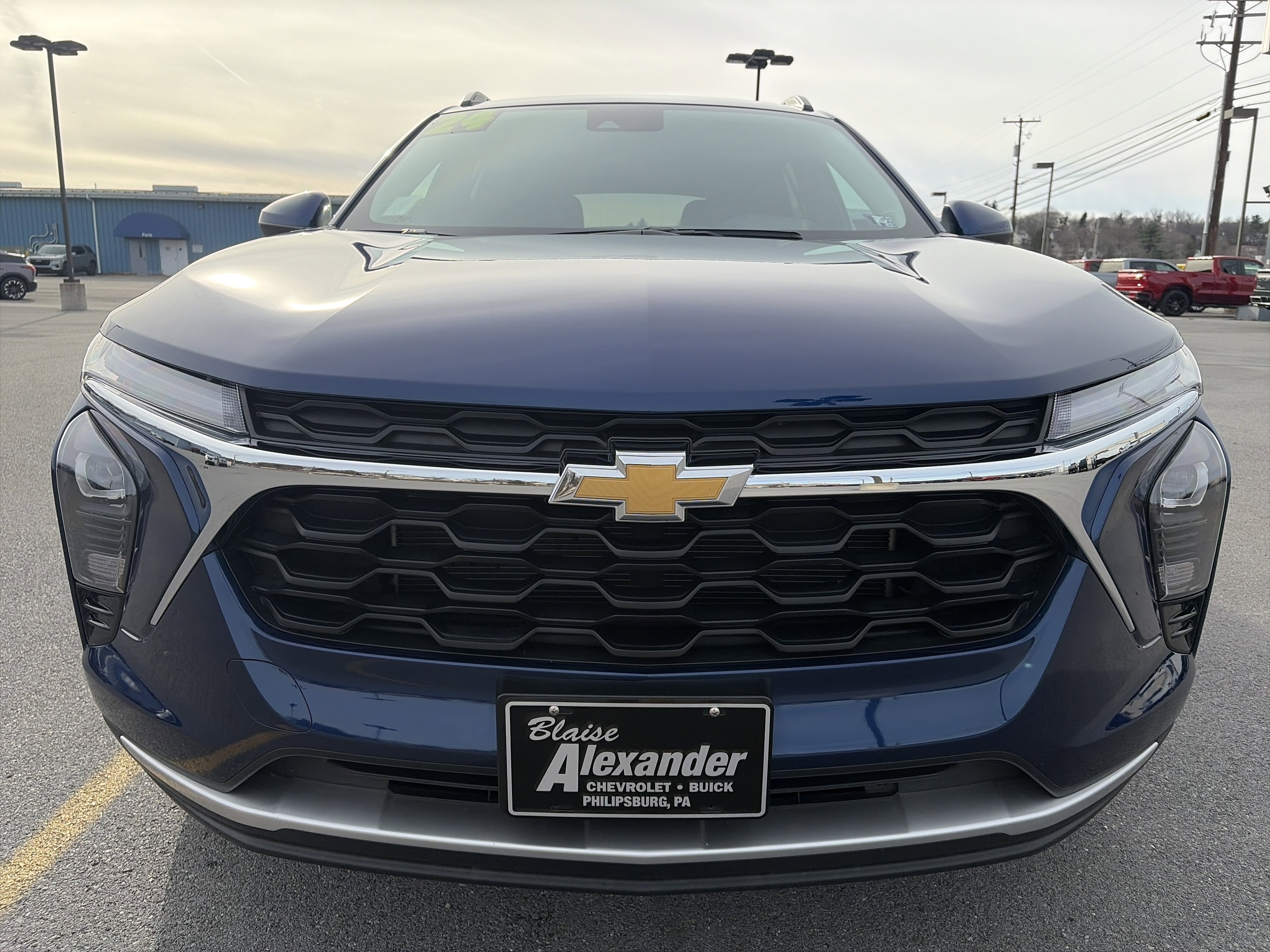 Used 2024 Chevrolet Trax LT w/ Driver Confidence Package image 9