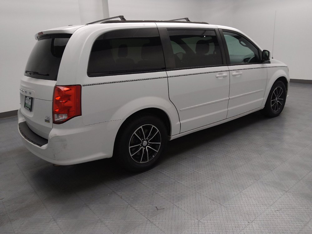 Used 2016 Dodge Grand Caravan R/T FWD image 10