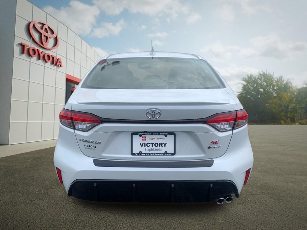 New 2026 Toyota Corolla SE AWD/4WD image 4