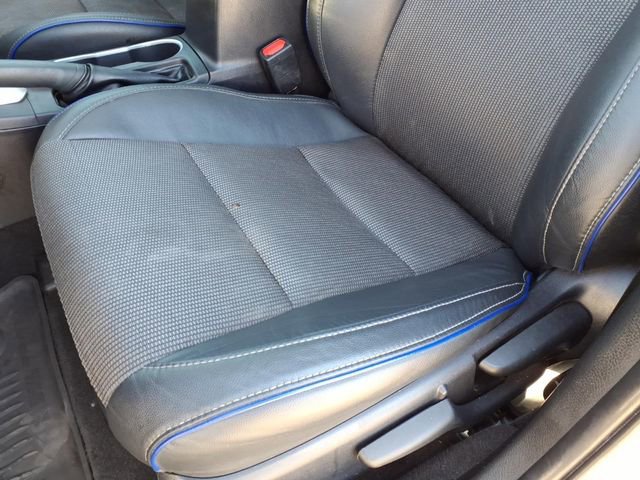 Used 2019 Toyota Corolla SE w/ SE Premium Package image 14