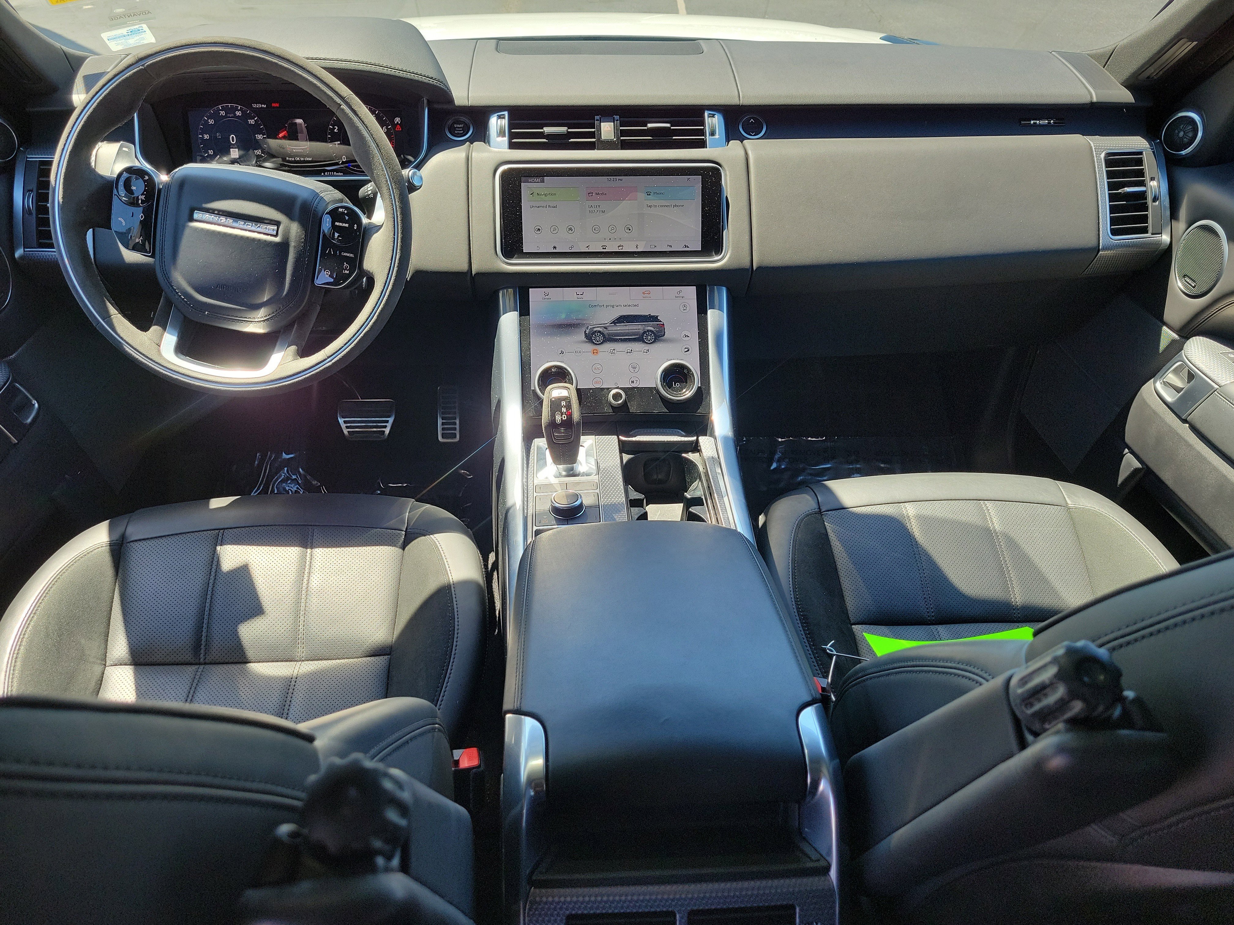 Used 2020 Land Rover Range Rover Sport HST image 15