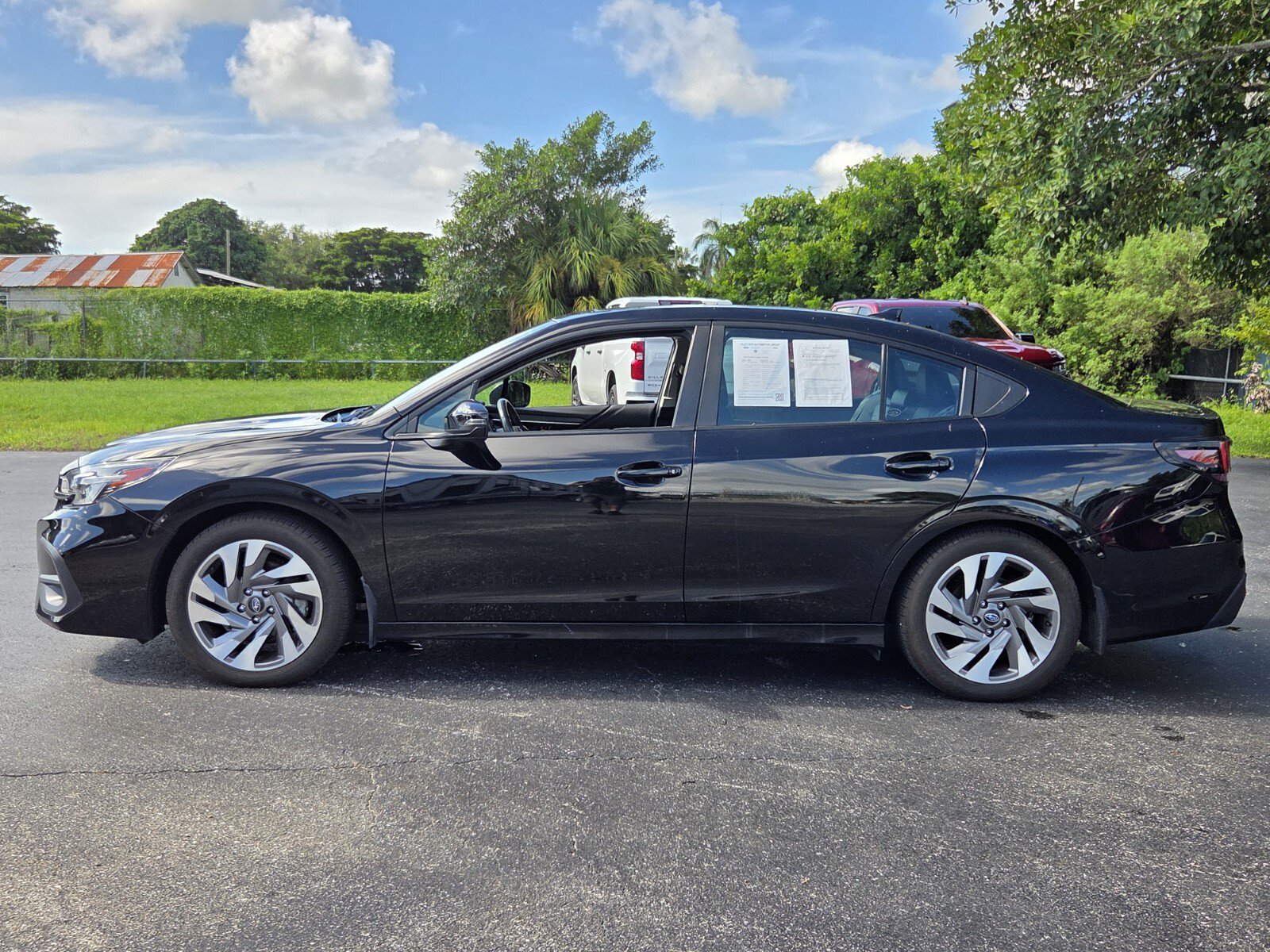 Used 2023 Subaru Legacy Limited AWD/4WD image 2