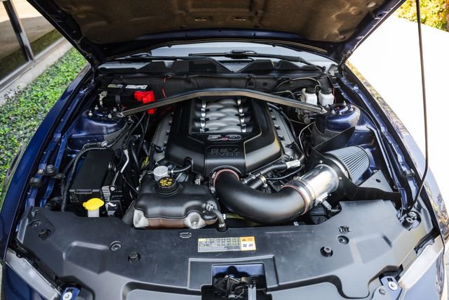 Used 2012 Ford Mustang GT Premium w/ Security Pkg RWD image 20
