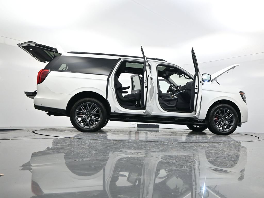 New 2025 Ford Expedition Max Platinum w/ Stealth Performance Package image 60