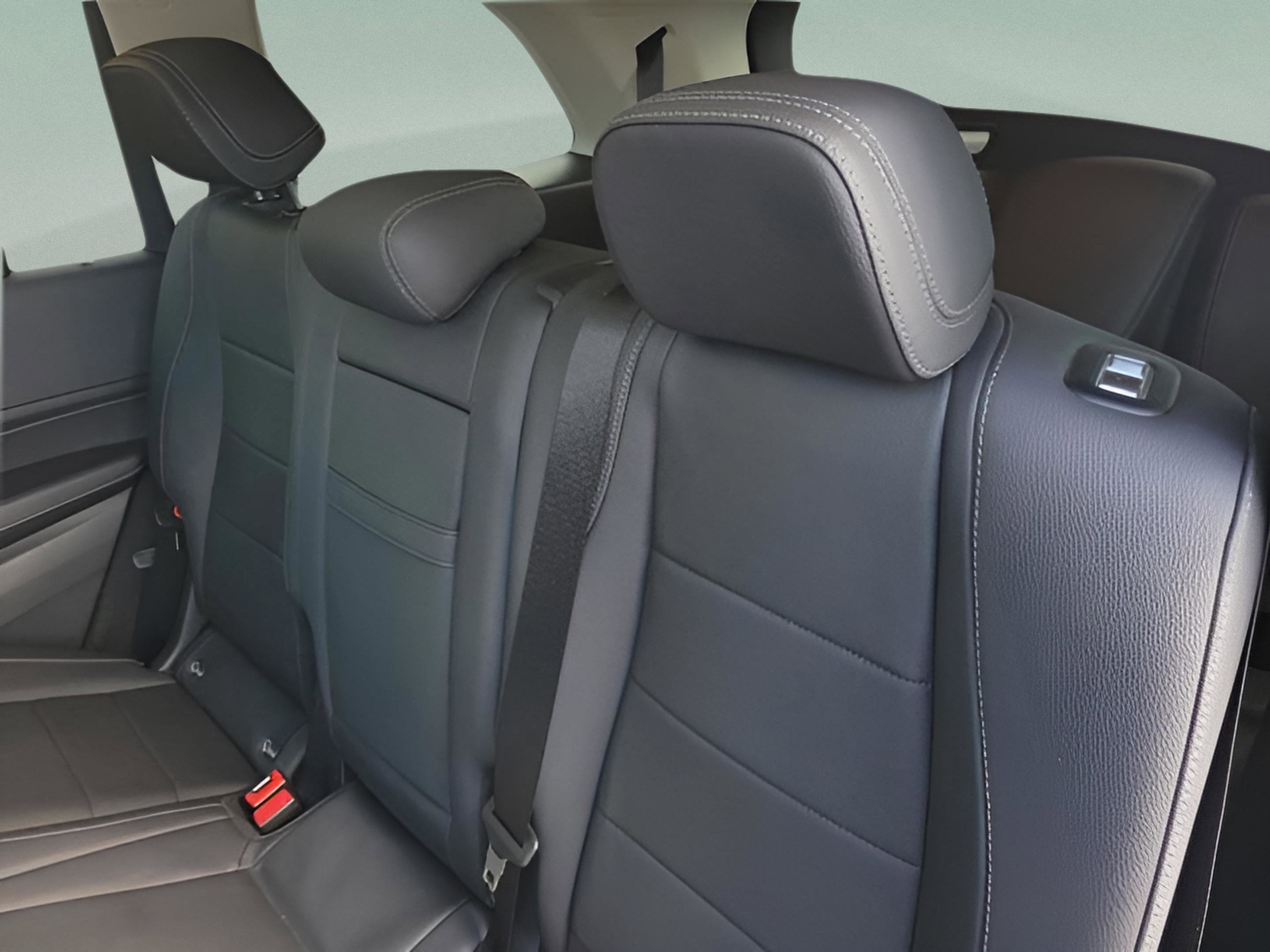 Certified 2026 Mercedes-Benz GLS 450 4MATIC image 8