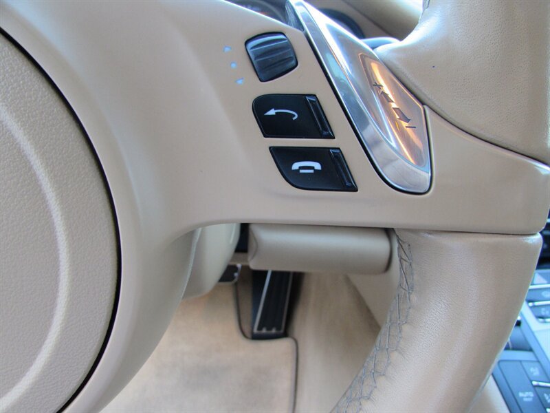 Used 2011 Porsche Panamera S RWD image 21