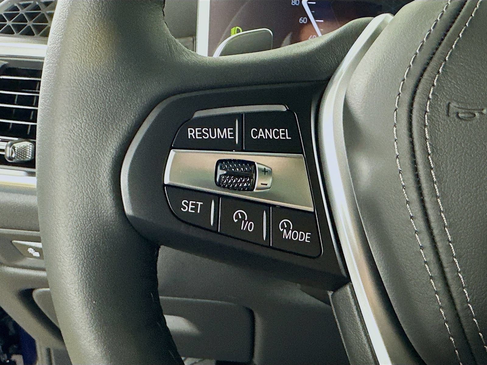New 2026 BMW X5 xDrive50e AWD/4WD image 18