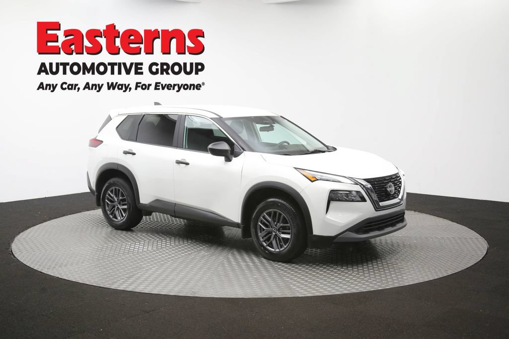 Used 2023 Nissan Rogue S AWD/4WD image 49