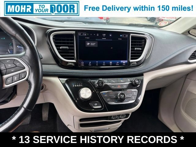 Used 2021 Chrysler Pacifica Touring-L FWD image 29
