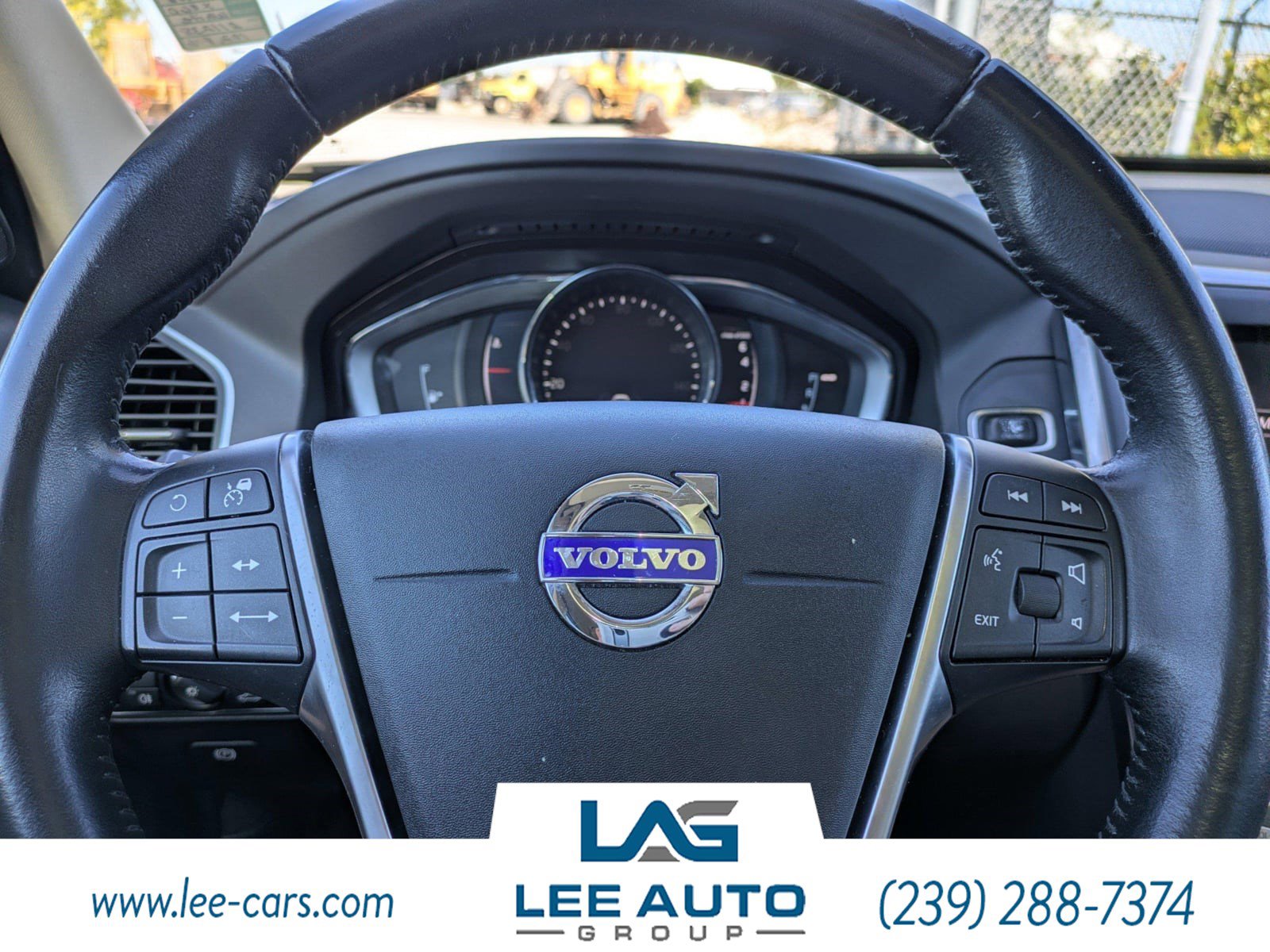 Used 2017 Volvo XC60 T5 Inscription w/ Advanced Package image 24