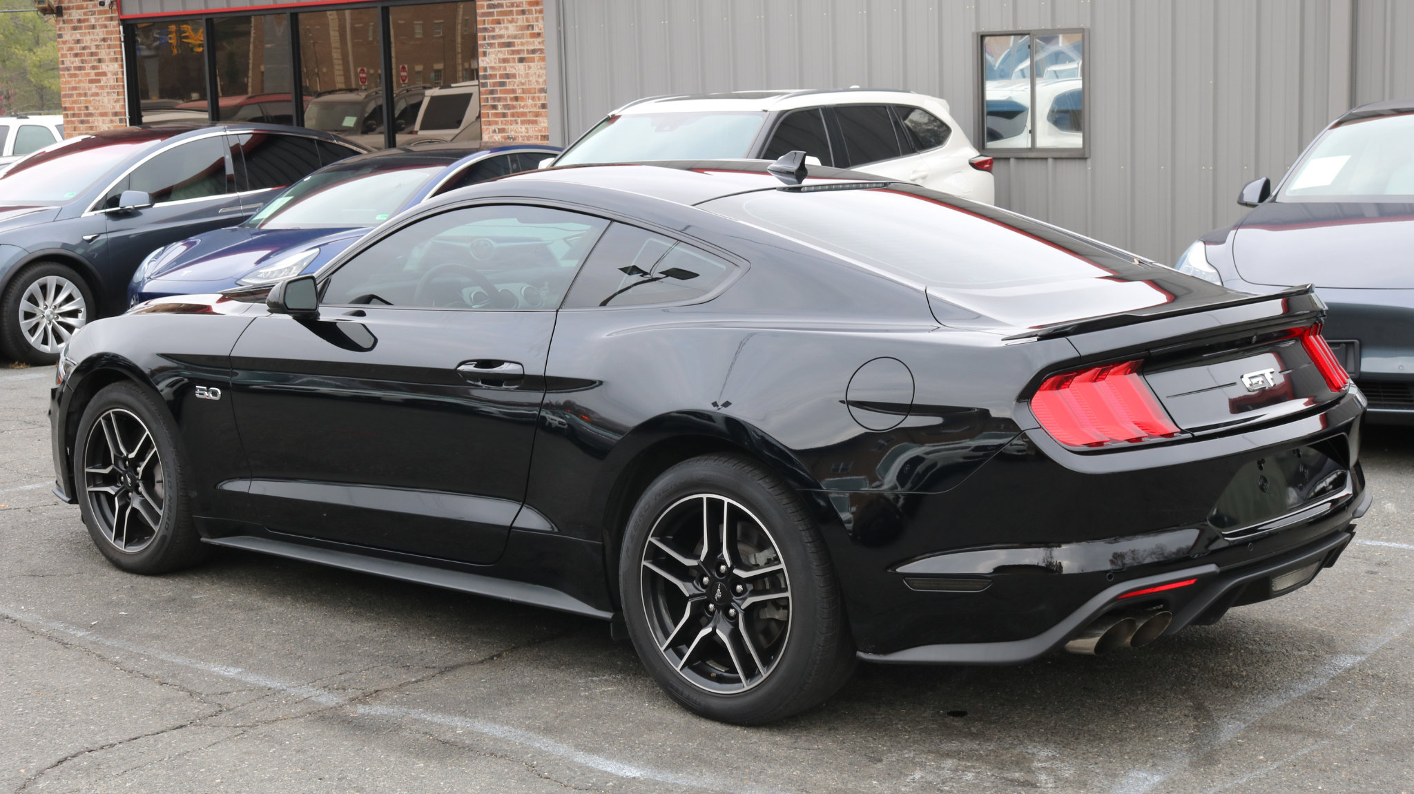 Used 2023 Ford Mustang GT Premium image 6