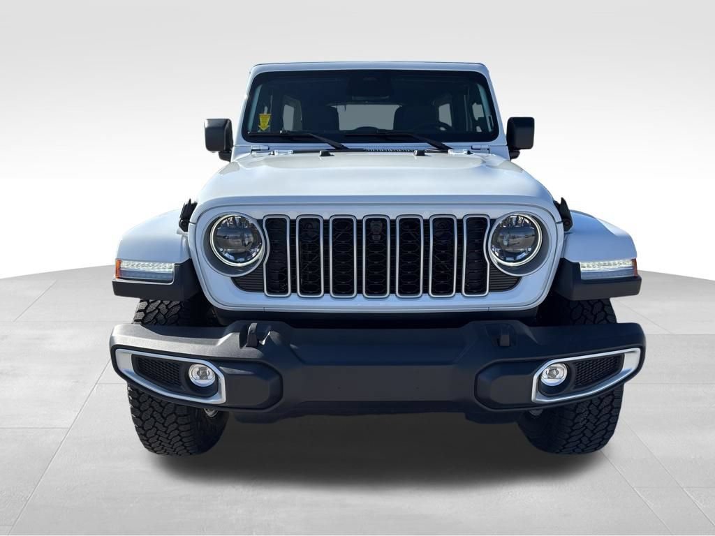 New 2026 Jeep Wrangler Unlimited Sahara AWD/4WD video 2