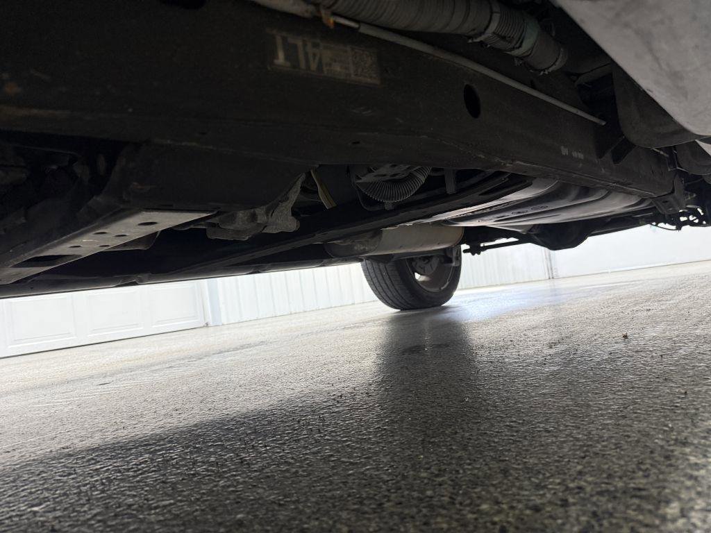 Used 2017 GMC Yukon XL Denali w/ Open Road Package image 11