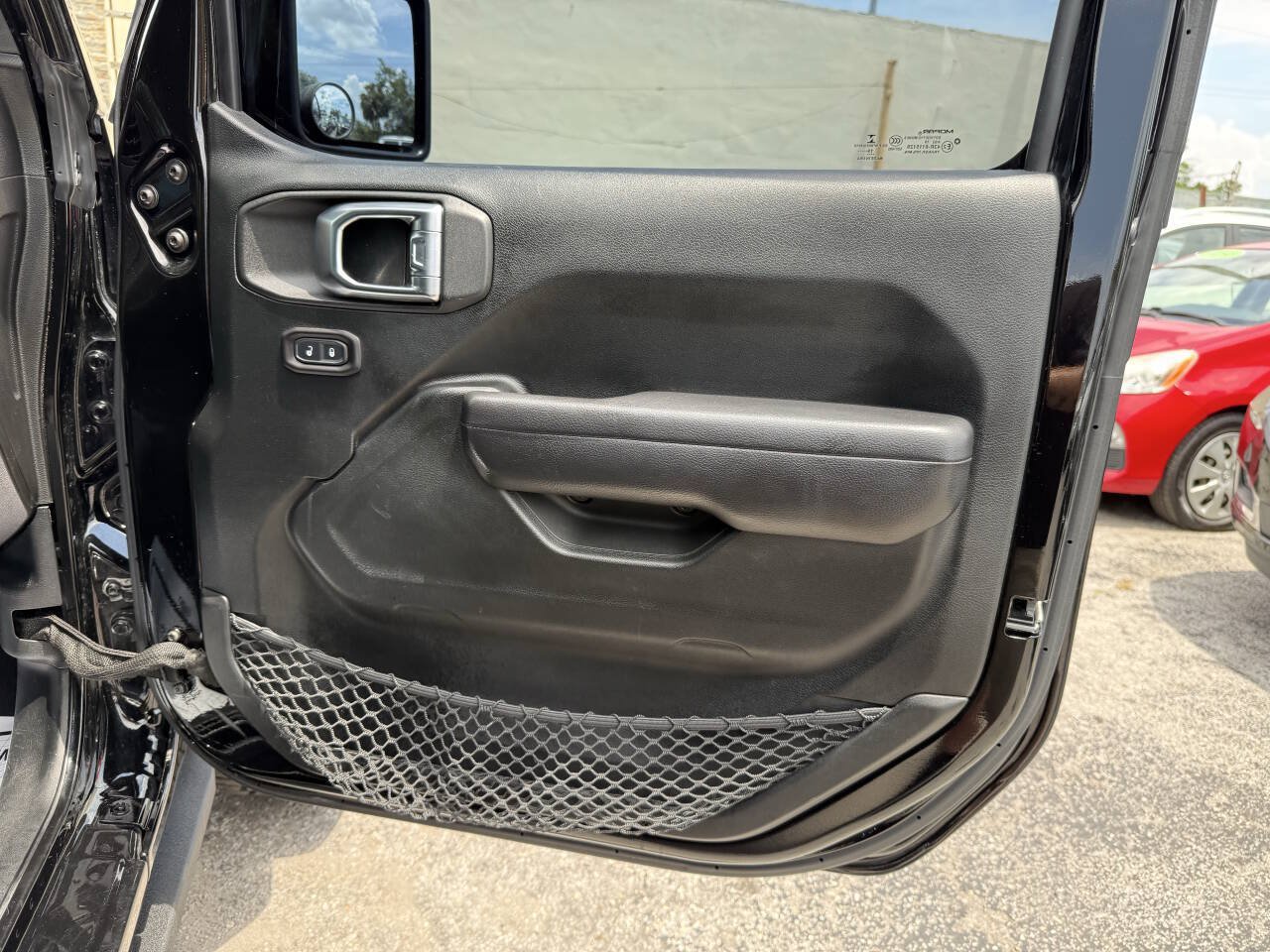 Used 2020 Jeep Gladiator Rubicon AWD/4WD image 27