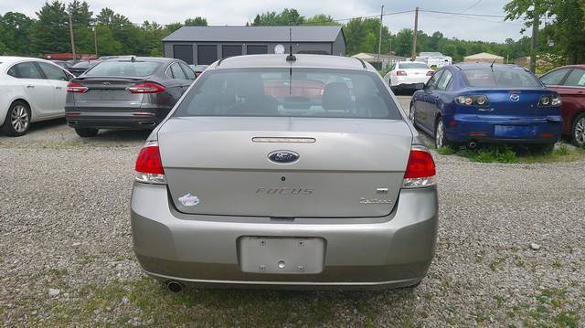 Used 2008 Ford Focus SE FWD image 4