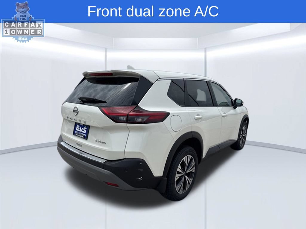 Used 2023 Nissan Rogue SV AWD/4WD image 3